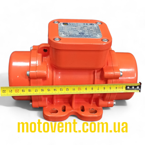 Вібратор майданчиковий OLI MVE 60/3 0,08 кВт 3000 об/хв 220/380