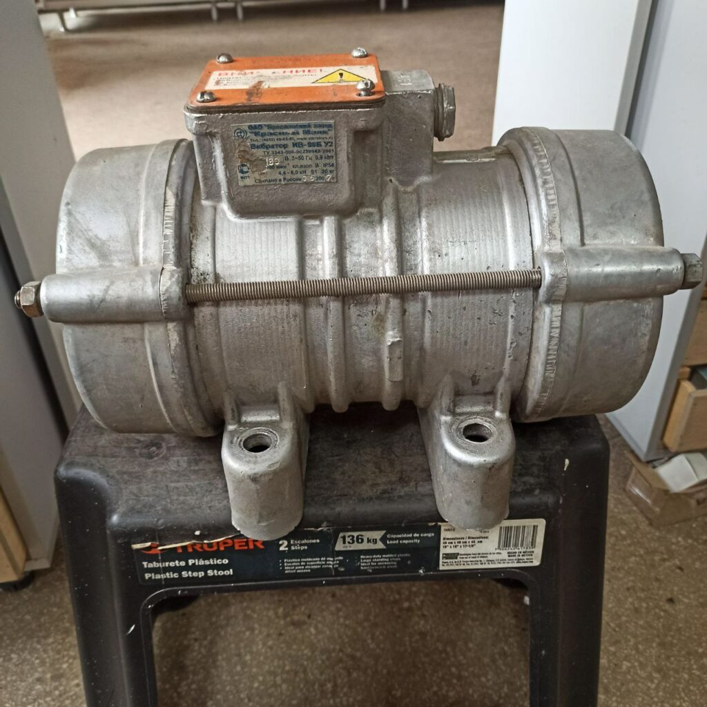 Фото об'єкта vibrodvygun-iv-98-1024x1024