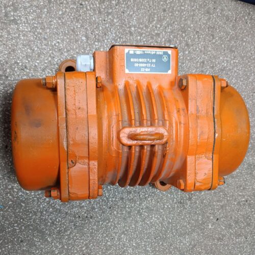 Майданчиковий вібратор 1,5 кВт 3000 об/хв ИВ-22 (ИВ-107) б/у