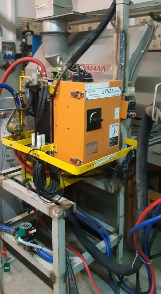 Фото об'єкта kontaktna-svarka-563x1024