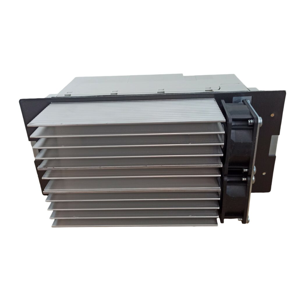 Фото об'єкта lenze-e82dv752k-4c000-2-1024x1024