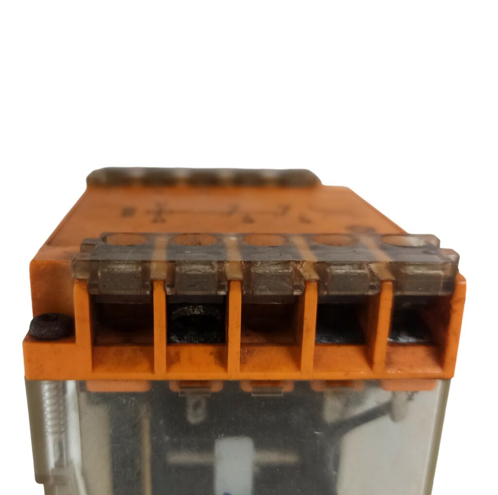 Фото об'єкта relay-schleicher-ssf-52-1024x1018