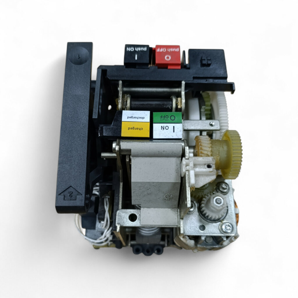 Фото об'єкта compact-mt630-schneider-electric-2-1024x1024